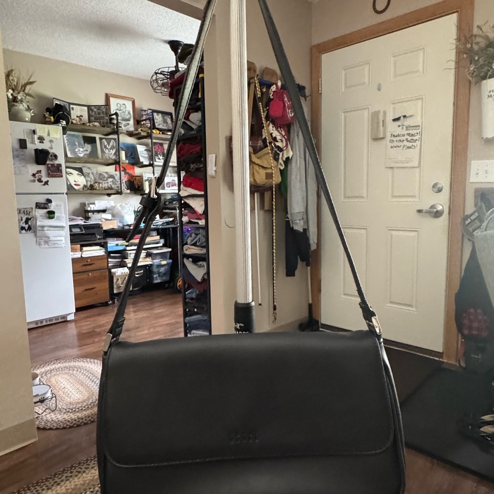 Liz Claiborne Crazy Horse black shoulder bag
